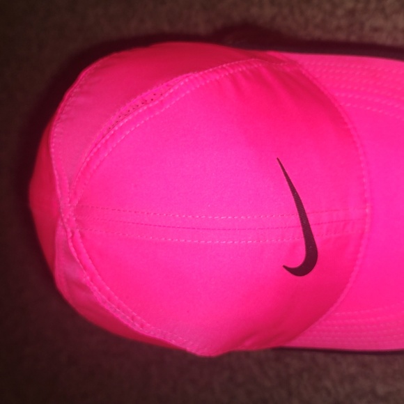 Nike Featherlight Dri-Fit Mesh Strap-on Pink-Black Hat Cap OS - Picture 2 of 10